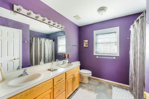 Bath - 268 Cedar Hill Dr, Amherst, VA 24521 photo 2 of 2