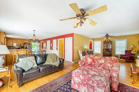 Living - 268 Cedar Hill Dr, Amherst, VA 24521 photo 3 of 3