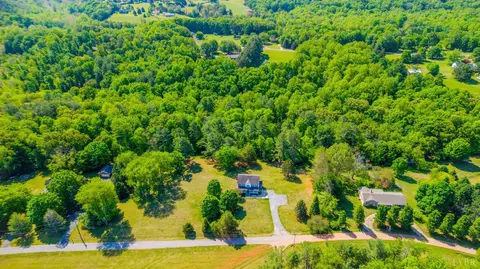 View/Area - 268 Cedar Hill Dr, Amherst, VA 24521 photo 3 of 4