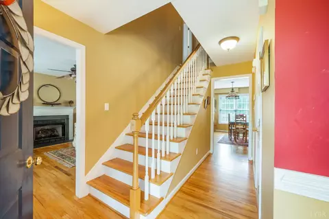 Entry Way - 268 Cedar Hill Dr, Amherst, VA 24521 photo 2 of 8