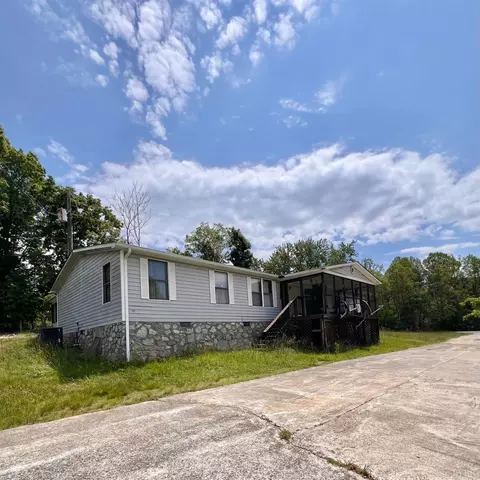 498 Kings Rd, Madison Heights, VA 24572
