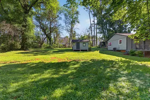Exterior - 151 Brooks St, Monroe, VA 24574 photo 10 of 15
