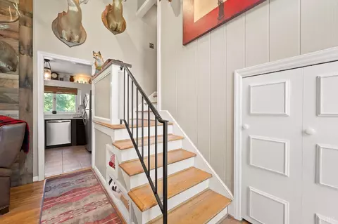 Entry Way - 142 Whitehead Dr, Amherst, VA 24521 photo 2 of 3