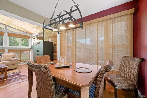 Dining - 142 Whitehead Dr, Amherst, VA 24521 photo 2 of 2