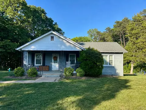4604 Swingning Bridge Rd, Brookneal, VA 24528