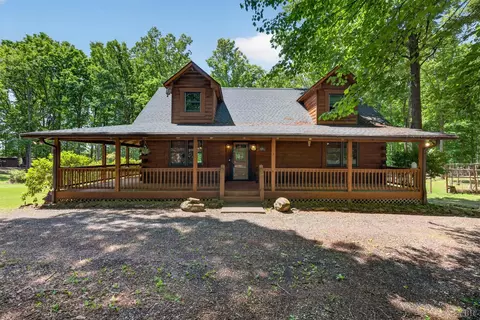 1513 Peppertree Rd, Bedford, VA 24523