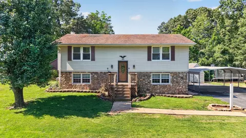 151 Ridgeview Ln, Madison Heights, VA 24572
