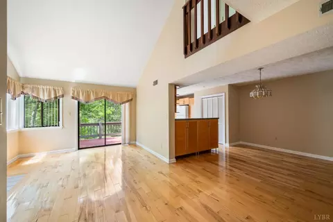 Living - 164 Sunset Ridge Rd, Forest, VA 24551 photo 2 of 3
