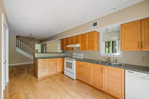 Kitchen - 164 Sunset Ridge Rd, Forest, VA 24551 photo 2 of 2