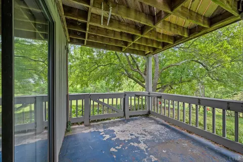 Exterior - 164 Sunset Ridge Rd, Forest, VA 24551 photo 6 of 9