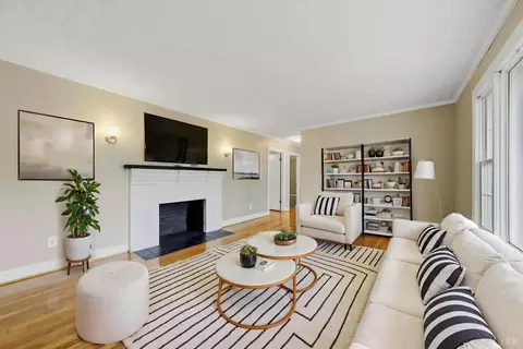 Living - 402 Prospect Rd, Hurt, VA 24563 photo 3 of 10