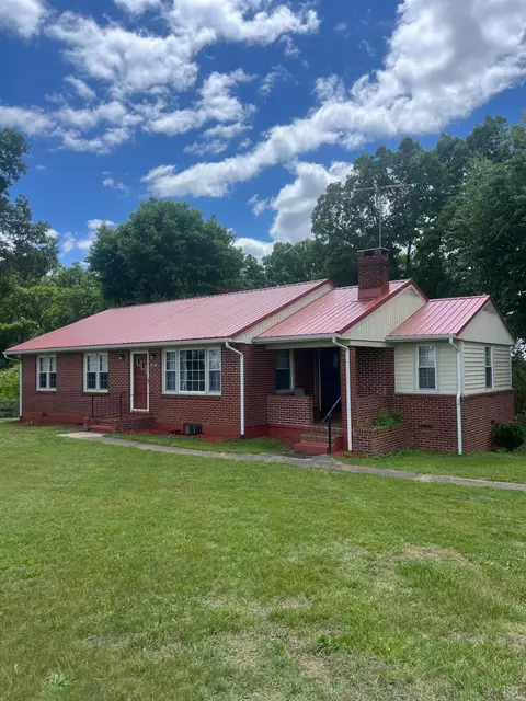 397 Epsons Rd, Long Island, VA 24569