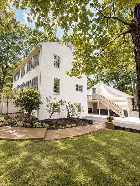 Exterior - 1184 Abbey Pl, Forest, VA 24551 photo 14 of 16