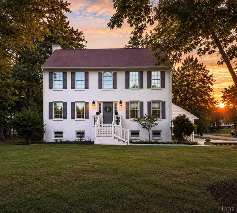 1184 Abbey Pl, Forest, VA 24551