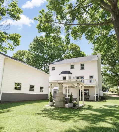 Exterior - 1184 Abbey Pl, Forest, VA 24551 photo 7 of 16