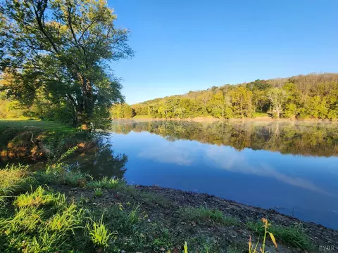 643 River Bottom Ln, Concord, VA 24538