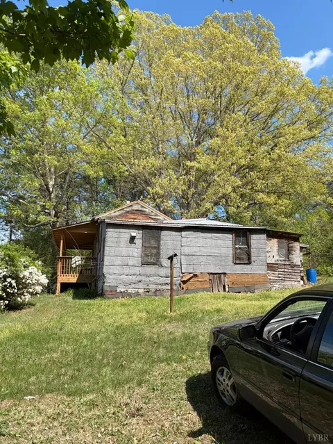 2402 Bedford Hwy, Lynch Station, VA 24571