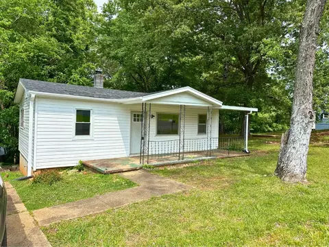 912 Mercury St, Lynchburg, VA 24502