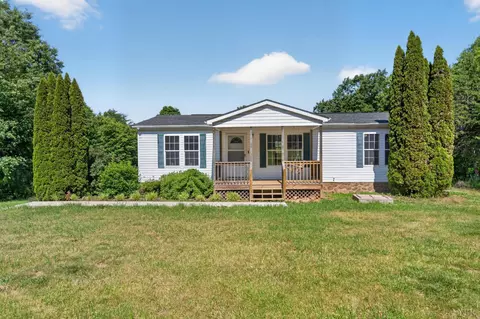1811 Mohawk Rd, Gladys, VA 24554