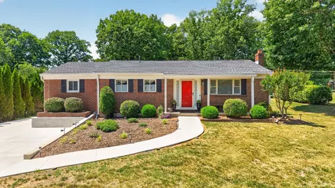 85 Jefferson Manor Dr, Forest, VA 24551
