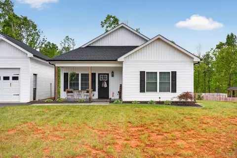 7793 Village Hwy, Concord, VA 24538
