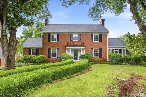 305 Myrtle Ln, Altavista, VA 24517