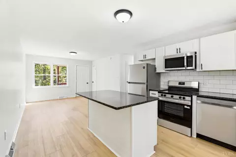Kitchen - 261 Bruner Rd, Monroe, VA 24574 photo 6 of 6