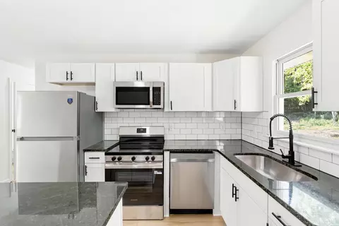 Kitchen - 261 Bruner Rd, Monroe, VA 24574 photo 5 of 6