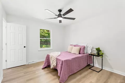 Bedroom - 261 Bruner Rd, Monroe, VA 24574 photo 1 of 9