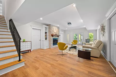 Living - 717 Leander Dr, Forest, VA 24551 photo 4 of 7
