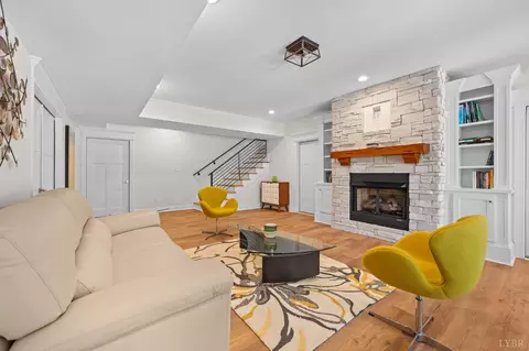 Living - 717 Leander Dr, Forest, VA 24551 photo 7 of 7