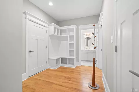Entry Way - 717 Leander Dr, Forest, VA 24551 photo 4 of 5