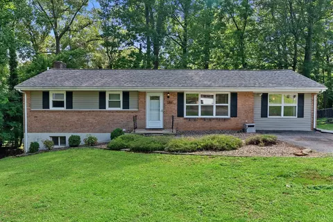 311 Woodway Dr, Lynchburg, VA 24501