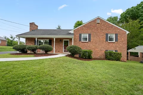 2708 Farmington Pl, Lynchburg, VA 24503