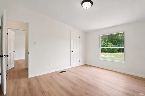 175 Meadowview Ln, Axton, VA 24054 photo 14