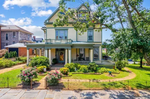 1415 Harrison St, Lynchburg, VA 24504