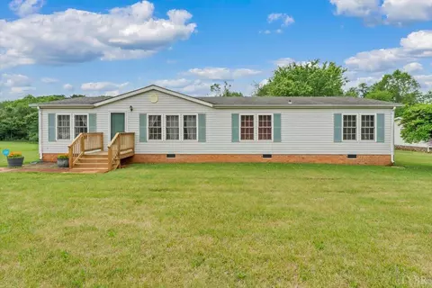 6915 Village Hwy, Lynchburg, VA 24504