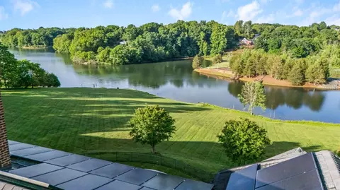 View/Area - 1423 Lakepointe Dr, Forest, VA 24551 photo 2 of 12