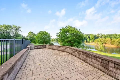 Exterior - 1423 Lakepointe Dr, Forest, VA 24551 photo 10 of 17