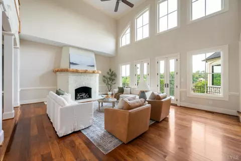 Living - 1423 Lakepointe Dr, Forest, VA 24551 photo 2 of 7
