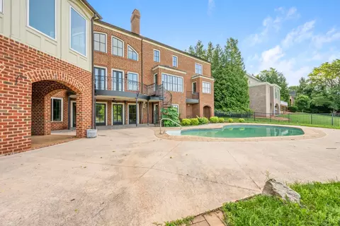 Exterior - 1423 Lakepointe Dr, Forest, VA 24551 photo 9 of 17