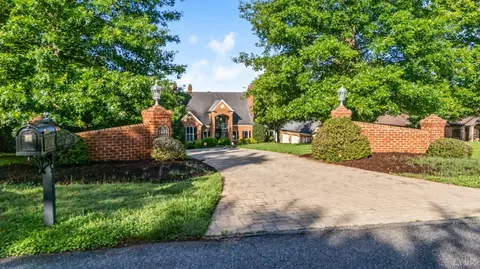 Exterior - 1423 Lakepointe Dr, Forest, VA 24551 photo 17 of 17