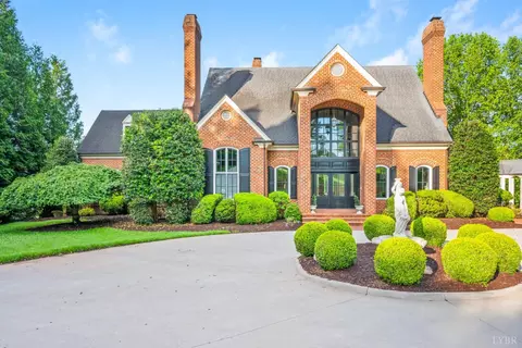Exterior - 1423 Lakepointe Dr, Forest, VA 24551 photo 4 of 17