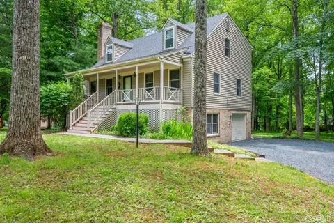 125 Cane Raiser Ct, Amherst, VA 24521