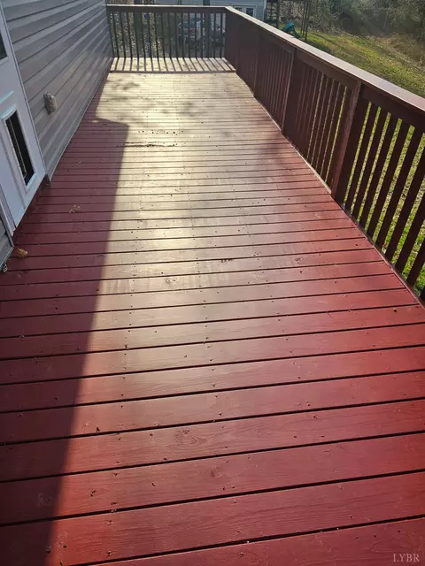 Exterior - 21 Berkeley Ln, Evington, VA 24550 photo 5 of 7