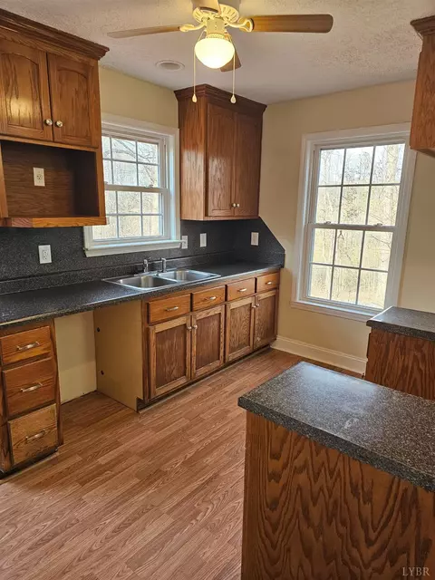 Kitchen - 21 Berkeley Ln, Evington, VA 24550 photo 2 of 3
