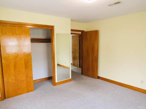 Bedroom - 2018 S Coolwell Rd, Monroe, VA 24574 photo 6 of 11