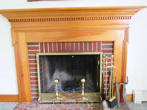 Living - 2018 S Coolwell Rd, Monroe, VA 24574 photo 3 of 5