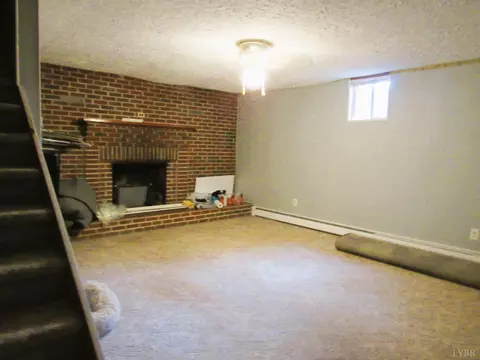 Living - 2018 S Coolwell Rd, Monroe, VA 24574 photo 4 of 5