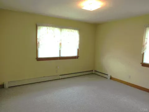 Bedroom - 2018 S Coolwell Rd, Monroe, VA 24574 photo 7 of 11